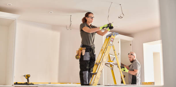 Best Electrical Outlet Repair  in Knightstown, IN